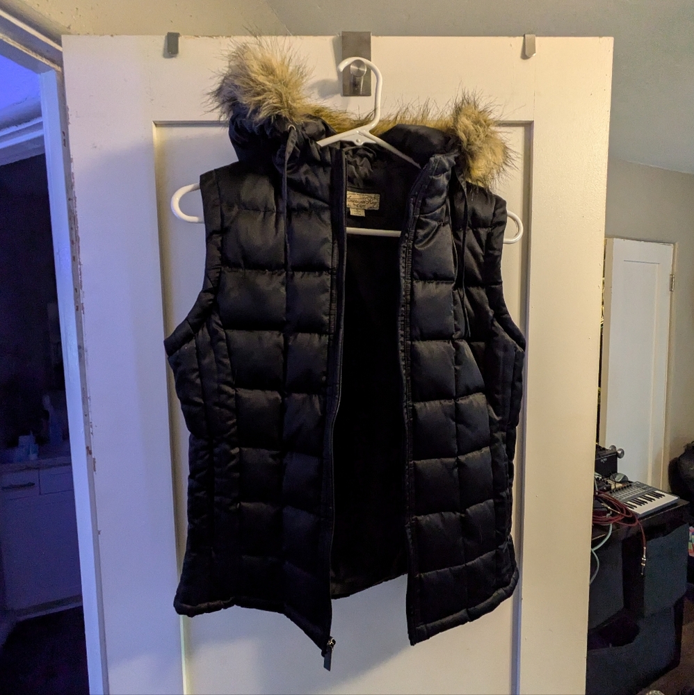 Faux Fur Hooded Puffer Vest